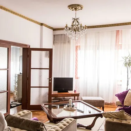 Euphrysia Apartament