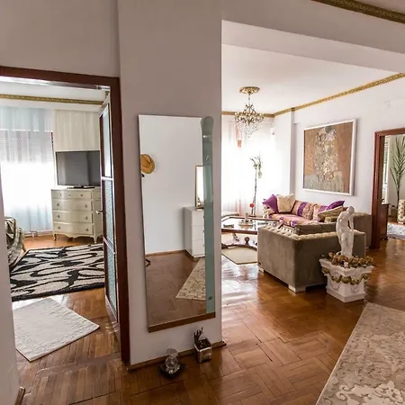 Euphrysia Apartament Appartement Boekarest