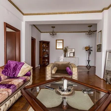 Euphrysia Apartament *